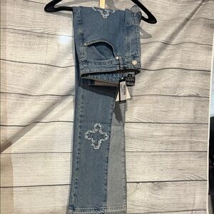 Boohoo man Slim Rigid Panelled Applique Flare Jeans
30r